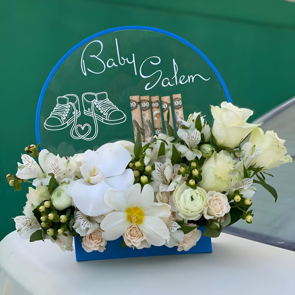 Acrylic Baby Stand Plus white Flower
