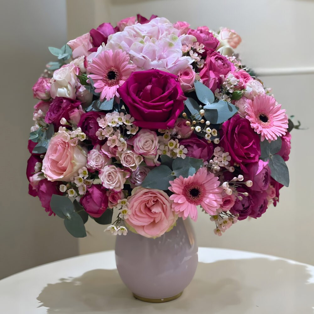 Luxury Pink Flower Arrangement in Vase