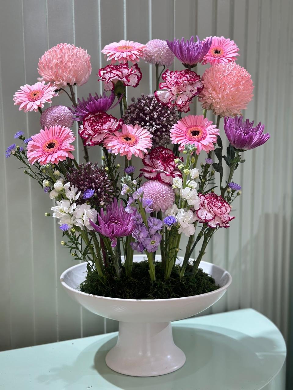 Elegant Pink & White Flower Arrangement in Decorative Vase