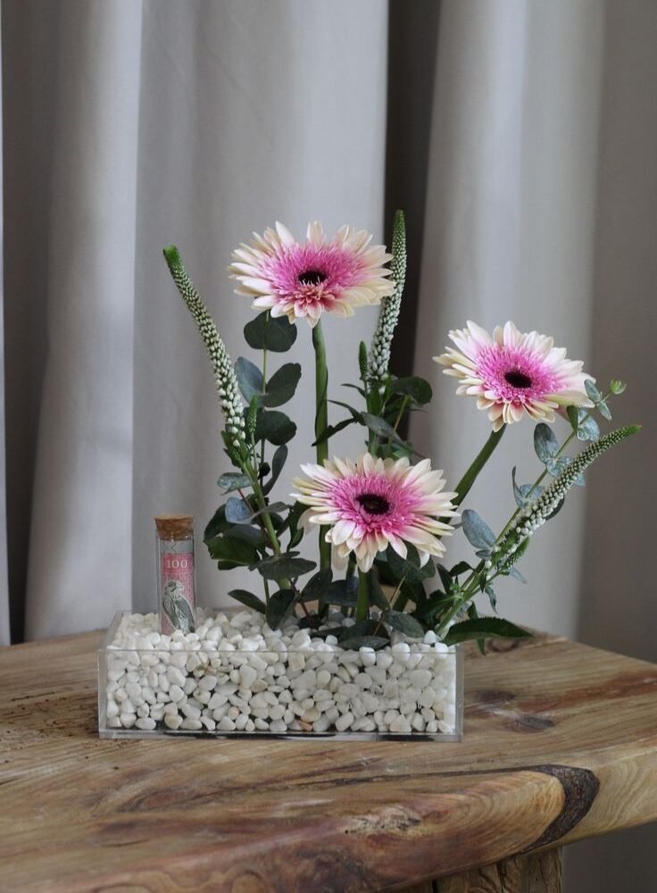 Luxury Money Bouquet Gift Box with Pink Flowers