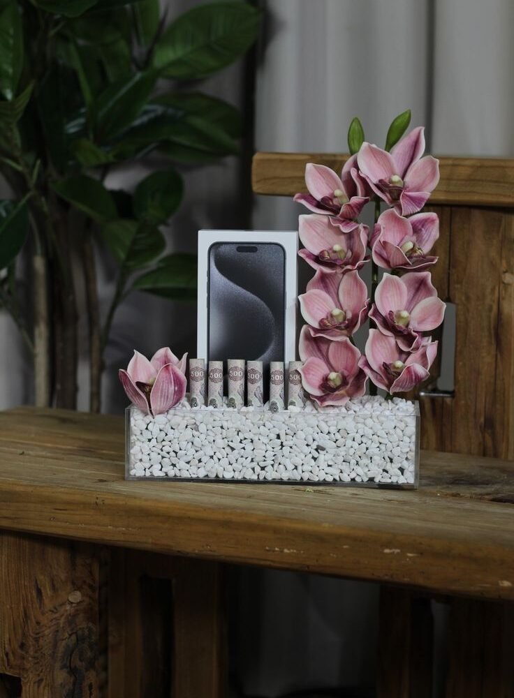 Luxury Money Bouquet Gift Box with Pink Flowers