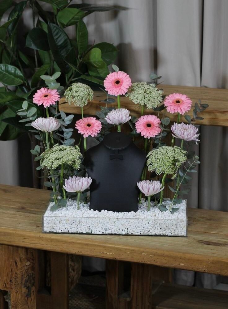 Luxury Mixed Flower Acrylic Tray with Jewelry Display