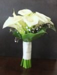 Elegant White Calla Lily Bridal Bouquet with Baby’s Breath – Luxury Wedding Flower Bouquet for Bride