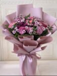 Elegant Purple Rose & Chrysanthemum Bouquet