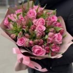 Elegant Pink Mixed Flower Bouquet – Fresh Pink Roses & Alstroemeria